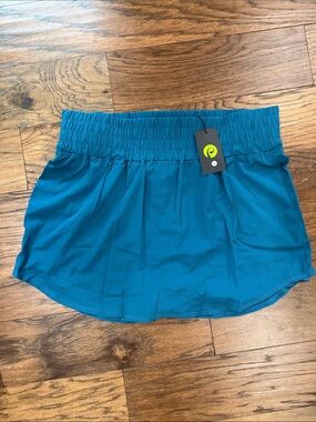 NWT Jade Green Tennis Golf Pickleball Casual Skirt Skort with shorts